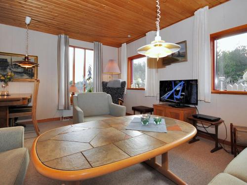 Holiday Home Palle - 2km from the sea by Interhome in Stenbjerg