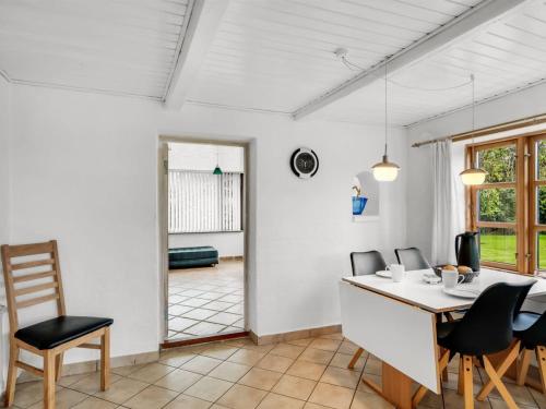 Holiday Home Aliza - 300m to the fjord by Interhome in Muslingevej