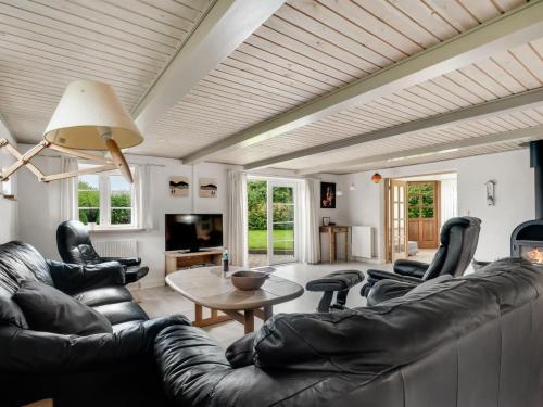 Holiday Home Aliza - 300m to the fjord by Interhome in Muslingevej