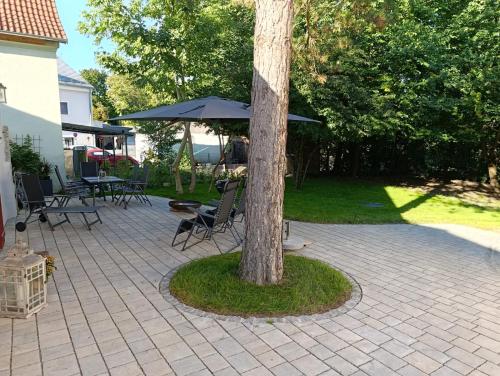 Зовнішній вигляд готелю, Chalet Bauer - 5 Sterne Ferienhaus im Altmühltal (Chalet Bauer - 5 Sterne Ferienhaus im Altmuhltal) in Beilngries