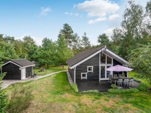  Holiday Home Fiallar - 7-5km from the sea by Interhome in Rønde