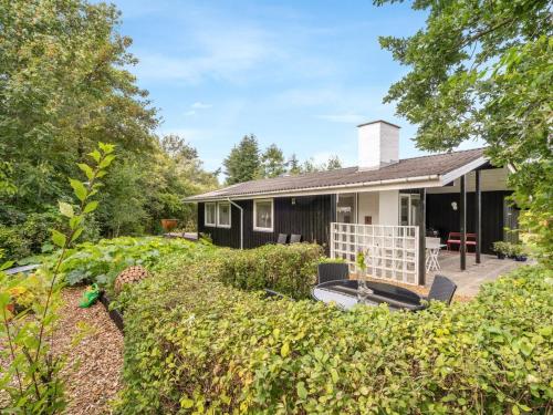 Holiday Home Suoma - 400m to the fjord by Interhome in Muslingevej