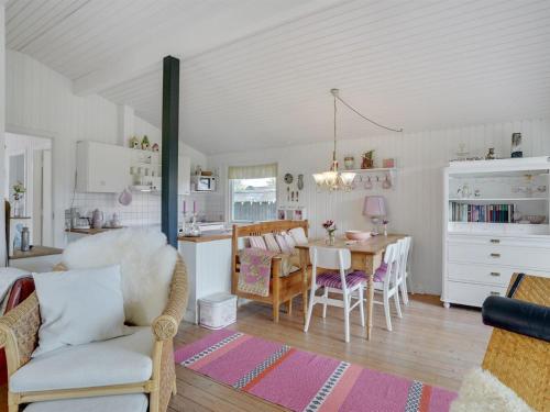 Holiday Home Suoma - 400m to the fjord by Interhome in Muslingevej