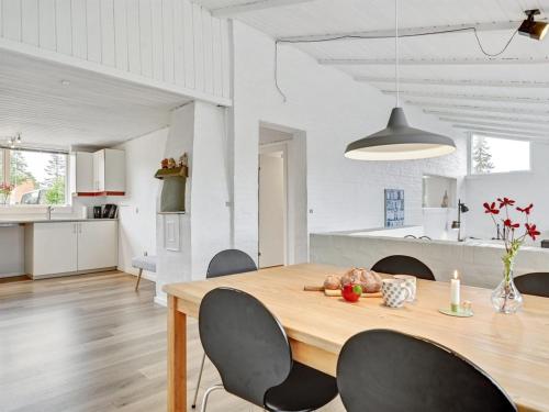 Holiday Home Frauke - 1km from the sea by Interhome in Boeslum
