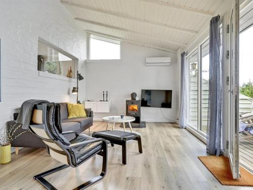 Holiday Home Frauke - 1km from the sea by Interhome in Boeslum