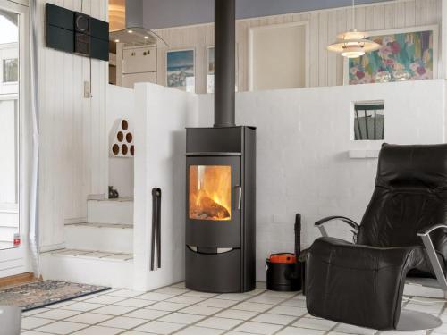 Holiday Home Eilen - 250m from the sea by Interhome in Ebeltoft