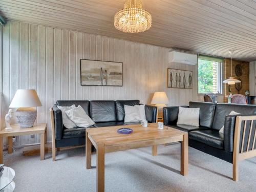 Holiday Home Teofan - 500m from the sea by Interhome in Hals