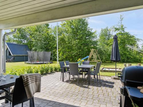 Holiday Home Hanne - 300m from the sea by Interhome in Glesborg