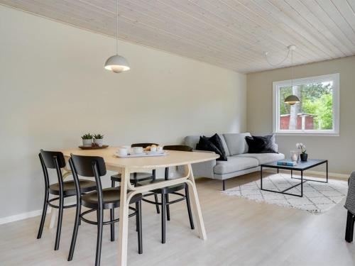  Holiday Home Nannah - 250m from the sea by Interhome in Ebeltoft