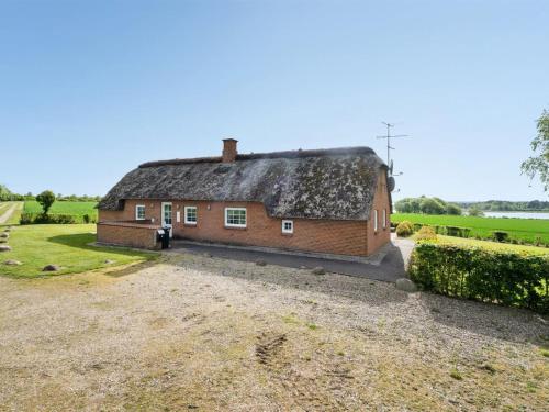  Holiday Home Jügen - 900m to the inlet by Interhome in Øster Assels