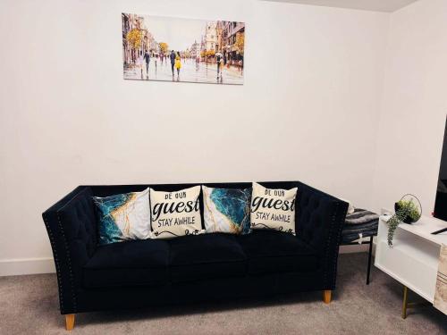 Modern Easedale House - 3 Bed House in Hornchurch