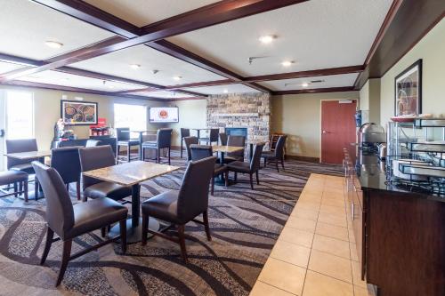 Cobblestone Inn and Suites - Eaton - image 4