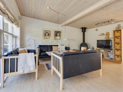 Holiday Home Hwelp - 200m from the sea by Interhome in Saeby