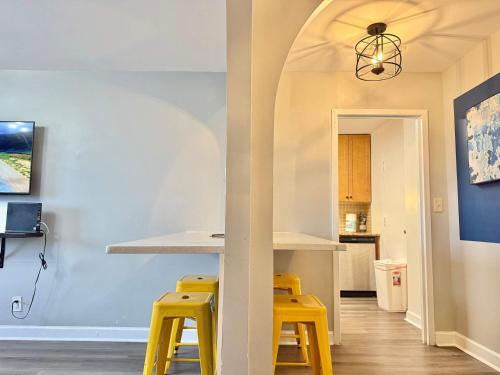 Downtown! 5 Beds! Onsite Parking! City View! New Renovated! LM1806 in Atlanta, USA