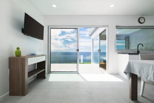 Beira Da Rocha near Flughafen Ponta Delgada