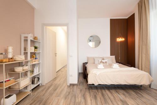 Relais Seriate,10 min Airport Milano-Bergamo, Parking Free e Air Conditioning in Seriate