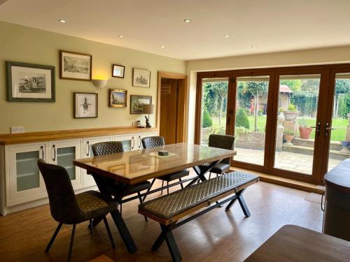 Paddock lodge,Beautiful unique 4 bed barn conversion near York in Melbourne (East Riding of Yorkshire)