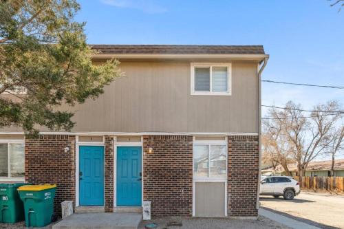 All New! Convenient Location! Sleeps 6 in Regis