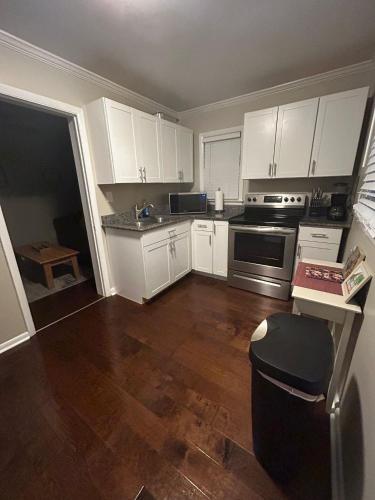 مطبخ, Schiffman Northeast Nook in Huntsville City Center