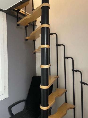 Chambre Ventabren 25M2 tout confort +mezzanine