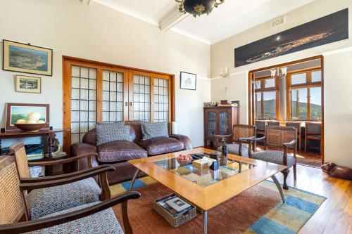 Redbourne Hilldrop Guesthouse B&B - image 4