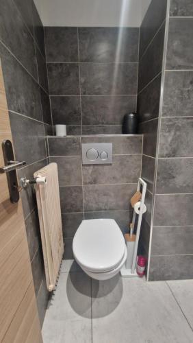 Menton, appartement/jardin, proche mer et centre, Menton (photo 7)