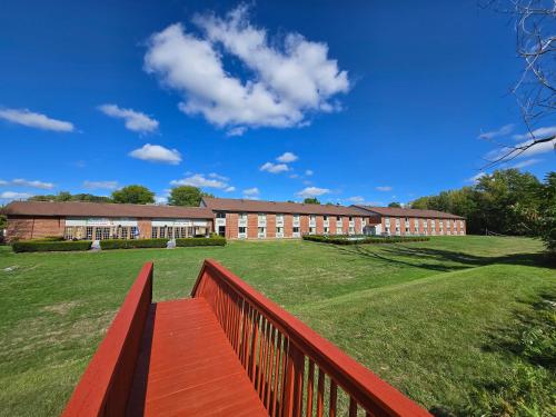 Fulton Hotel - Oswego Riverfront in Fulton (NY)