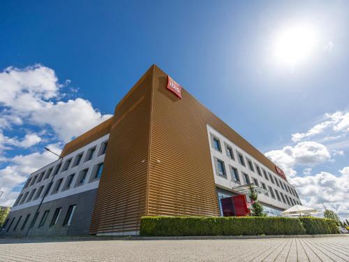 Ibis Poznan Polnoc