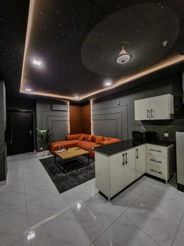 Luxury Dark themed 1BHK Starlit Lounge Lahore, Lahore