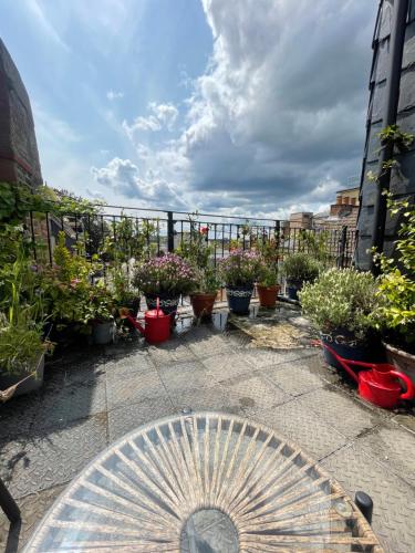 Epic Location, Views & Large Private Terrace, Виндзор (фото 10)