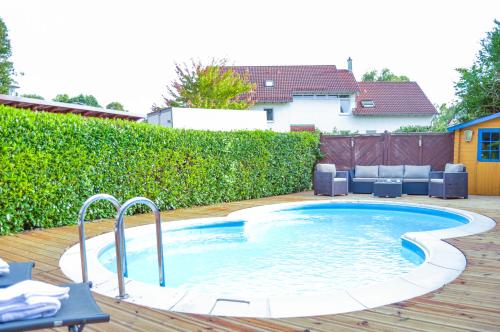 Wellness & Fun am Bodensee - mit Pool, Kino, Tischkicker und Terrasse, Markdorf (fotografie 2)