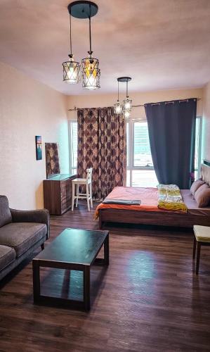 Upgraded Studio In Dubai Marina, Dubai