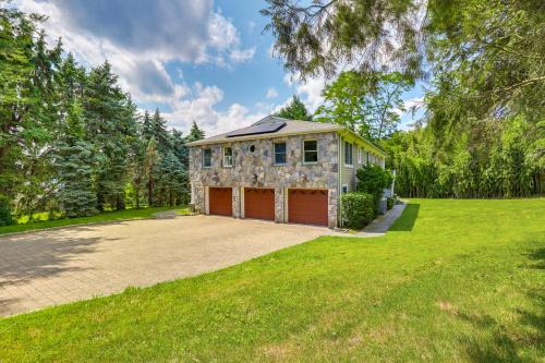 Briarcliff Manor Estate with Hudson River Views in Briarcliff Manor, USA