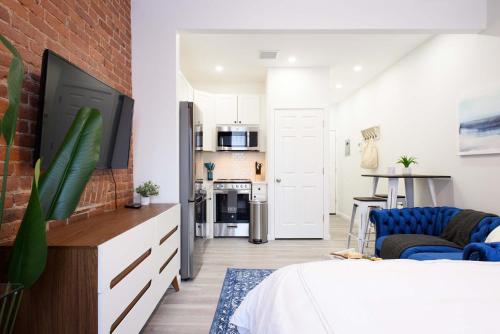 240-11 NEW STUDIO Prime Upper East W&D – khách sạn tại Upper East Side