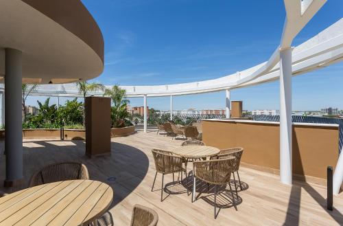 razgled, Holiday Homes - Sky Garden Jerez in Parque Jacaranda