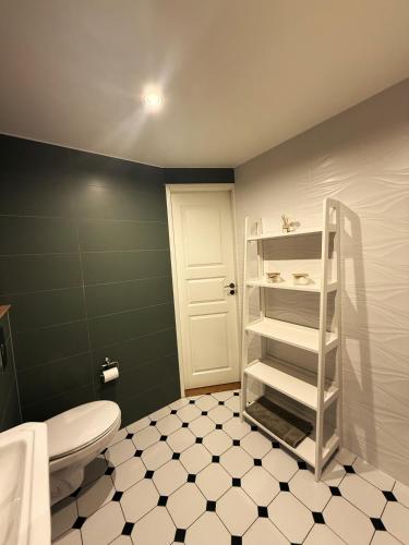 Kooli 7 - II floor sea view apartment with balcony in Haapsalu Old Town, Haapsalu (foto 5)