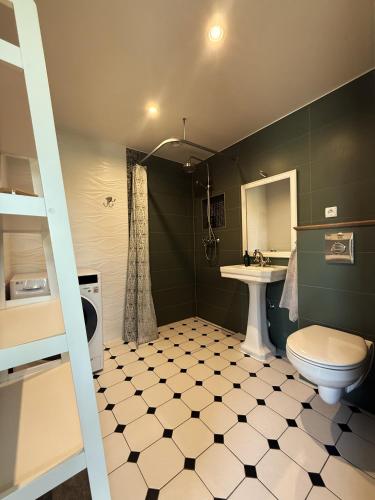 Kooli 7 - II floor sea view apartment with balcony in Haapsalu Old Town, Haapsalu (foto 6)