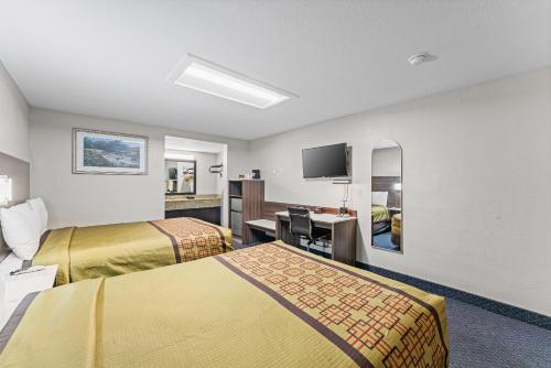 Guest Inn Rogers - image 10
