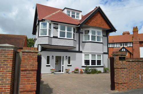 Foy House - image 6