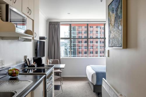 Quest On The Terrace Serviced Apartments - image 4