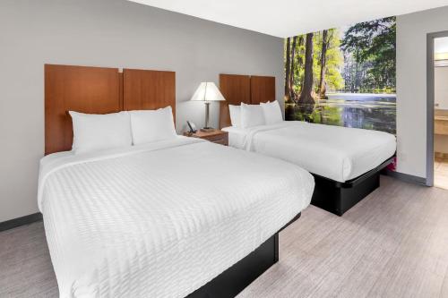 Best Western Southlake Inn - image 33