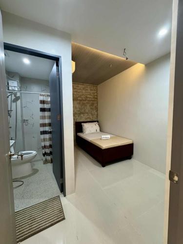 Davao Persimmon Suites - Davao City