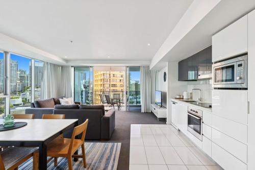 Level 5 - Hilton Surfers Paradise, Голд-Кост (фото 8)