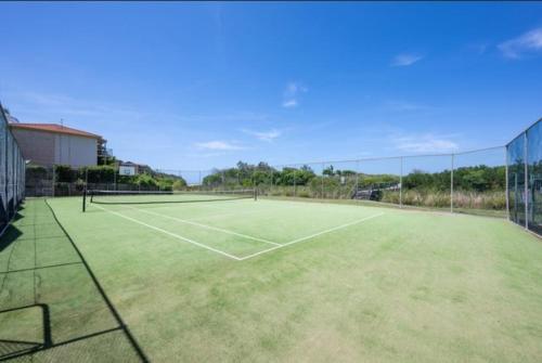 Ocean Edge - Resort Pool, Tennis, Bbq, Beach, Sapphire Beach (foto 10)