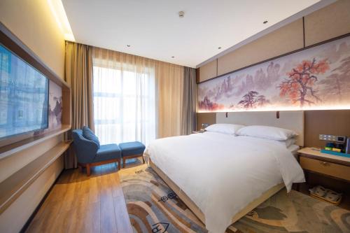 Friend Zhangjiajie Hotel-Free pick-up-Free Laundry - image 4
