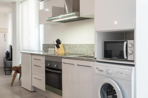 Deluxe Apartment image 9