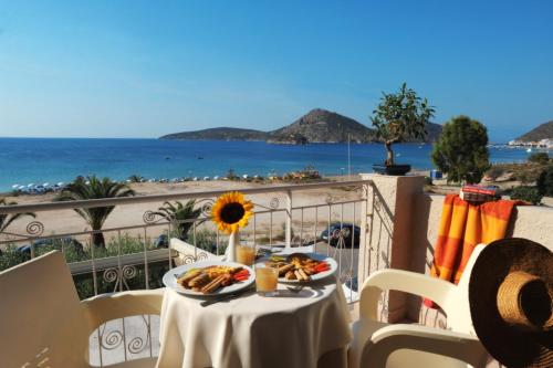  Golden Beach, Tolo bei Kastri