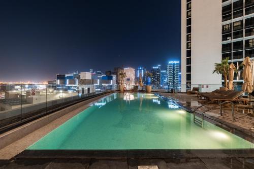 CoverImage