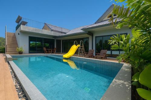 Seashine Pool Villa