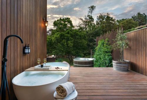 Hiraeth - Pool Spa Beach & Village, Mount Martha (Foto 4)